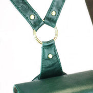 Χρυσή μεταλλική λεπτομέρεια της δερμάτινης τσάντας Ivanya Green - ELLIA