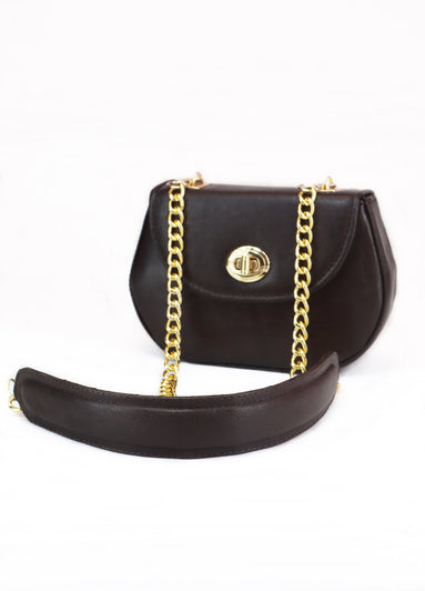 Δερμάτινη crossbody τσάντα Martelago Brown σε καφέ ιταλικό δέρμα με χρυσή αλυσίδα - Εμπρός όψη με αλυσίδα - ELLIA